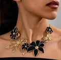 Black and Gold Flower Chain